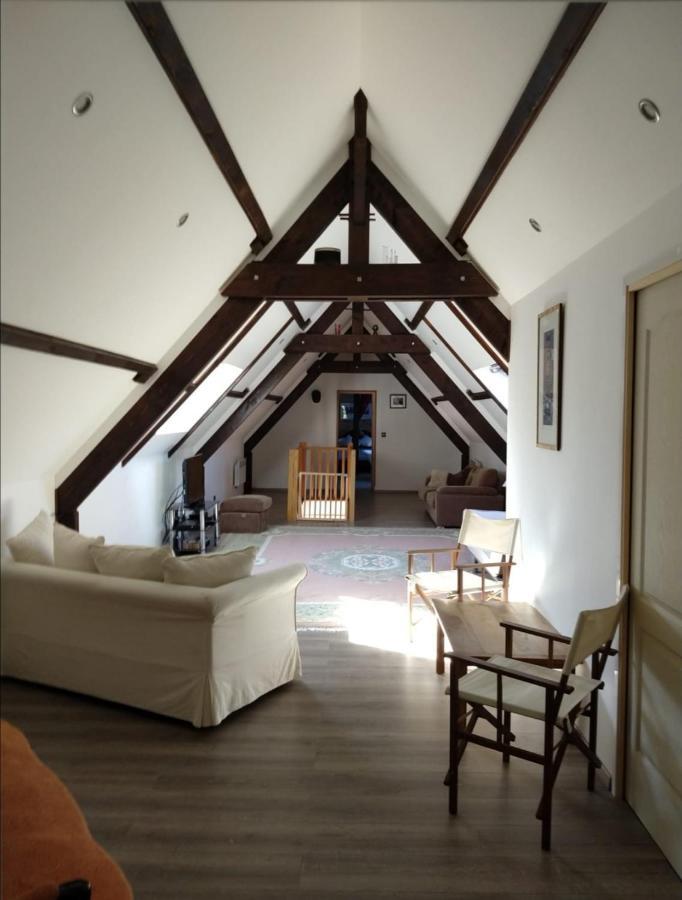 24H Le Mans - Les Haies Gite, Near Le Mans Circuit Vila Coulans-sur-Gée Exterior foto